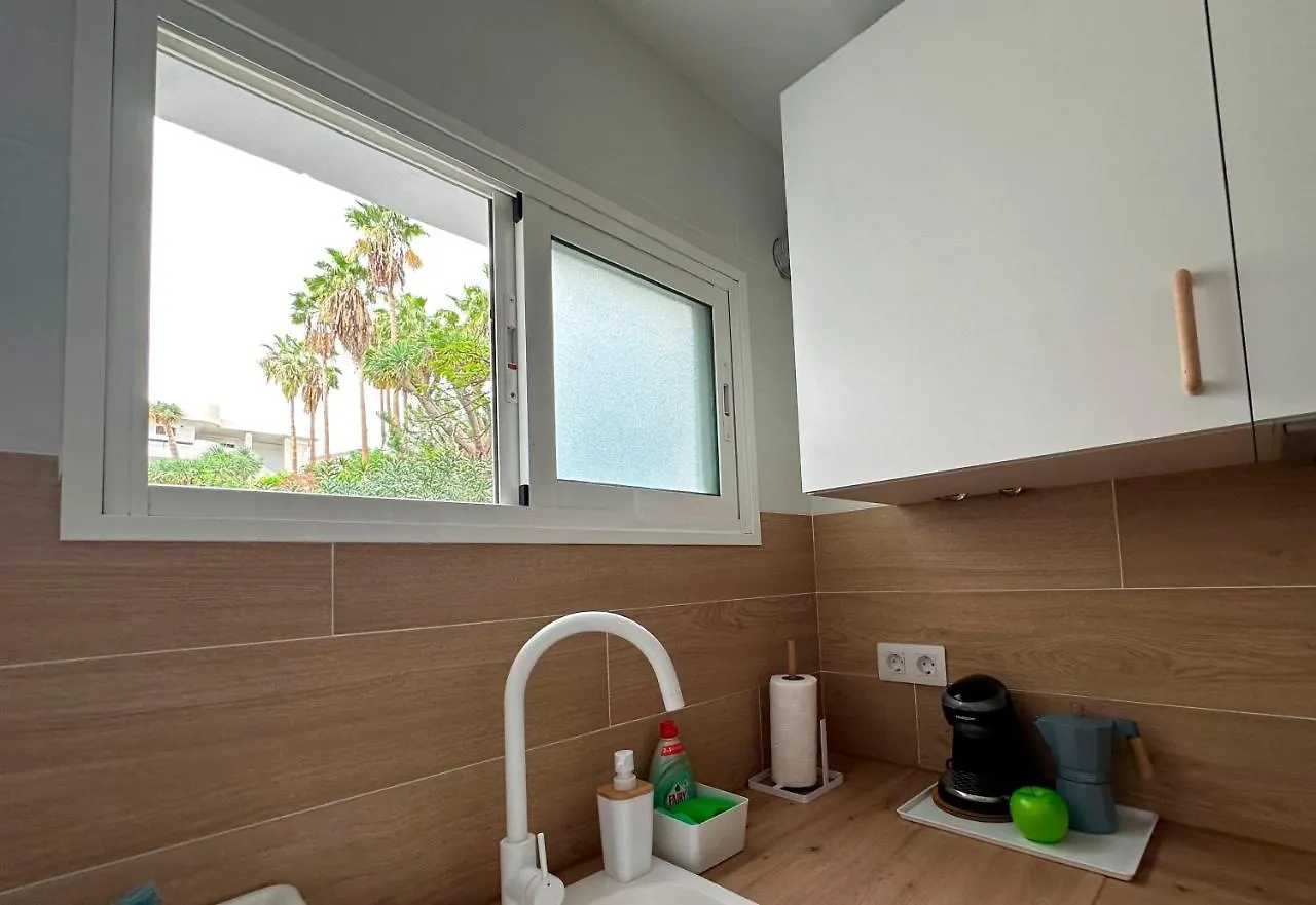 Modern Open-Plan Studio With Terrace And Sea View Tabaiba Lägenhet